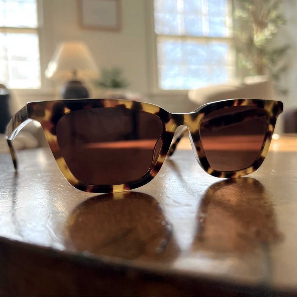 New Unworn J. Crew Oversized Angular Tortoise Sunglasses Sunnies with Case
